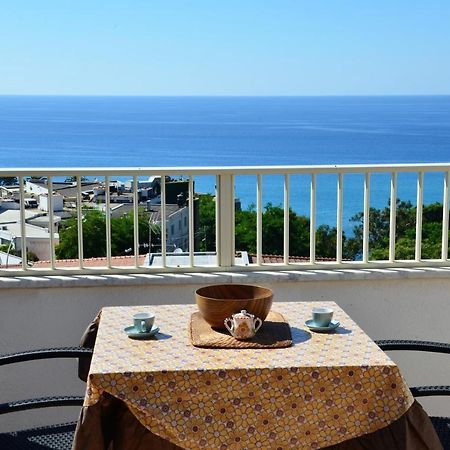 Апартаменты Penthouse Mare E Monti Тропея Экстерьер фото