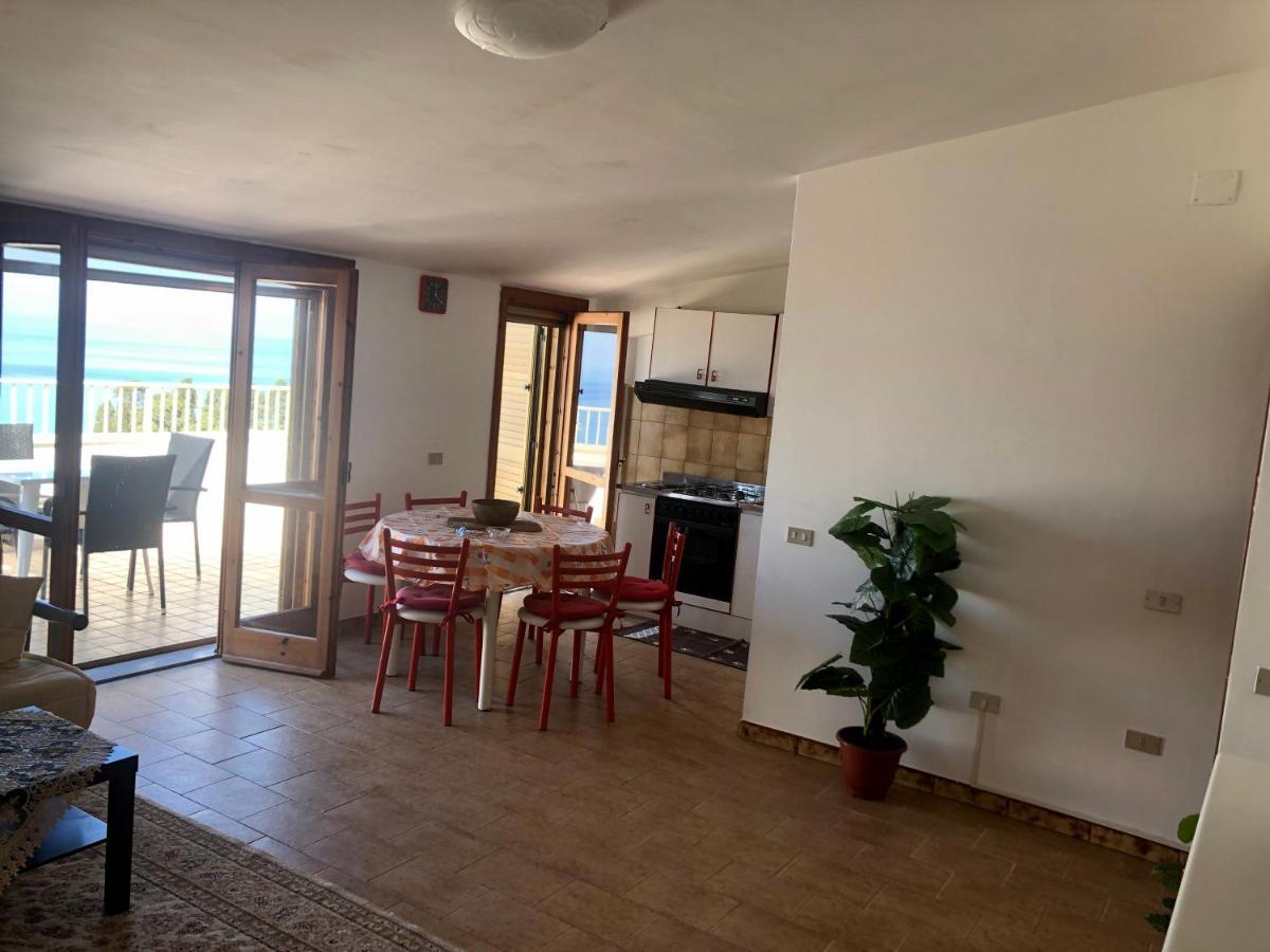 Апартаменты Penthouse Mare E Monti Тропея Экстерьер фото