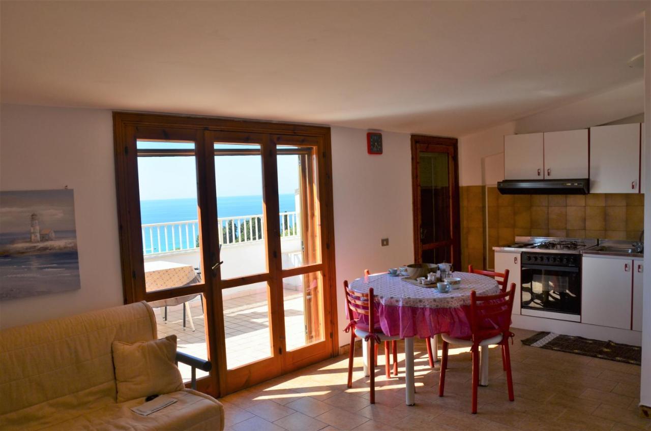 Апартаменты Penthouse Mare E Monti Тропея Экстерьер фото